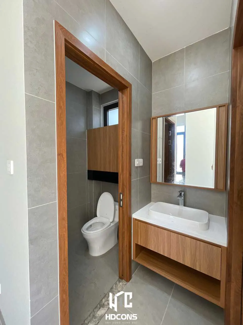 Hoàn thiện ốp lát vệ sinh chất lượng 5 sao